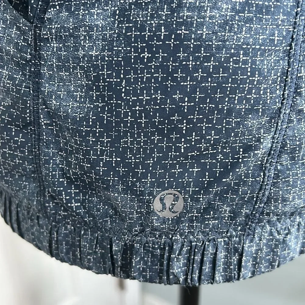 Lululemon Spring Fling Puffy Vest Size 4 Sashiko Cross Inkwell Ghost